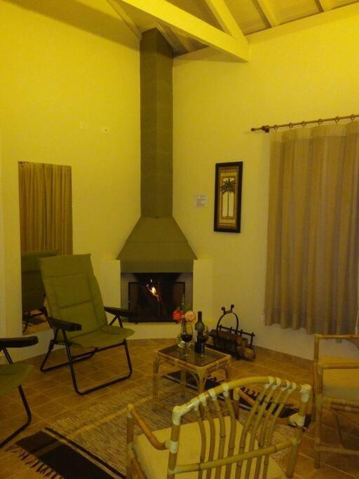 Holiday home Recanto Dos Beija Flores, Chale Lantana C Monte Alegre do Sul